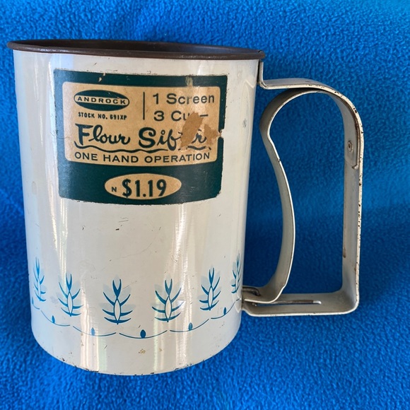 Androck Other - Androck Flour Sifter, Jr Vintage